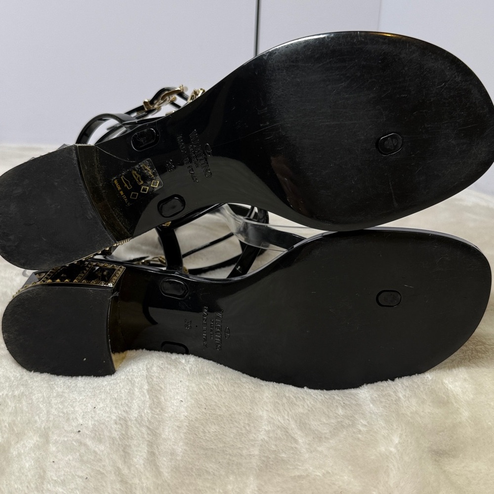 ⭐️Valentino Rubber Studded Accents Gladiator Sandals size 39/9 - Picture 8 of 15